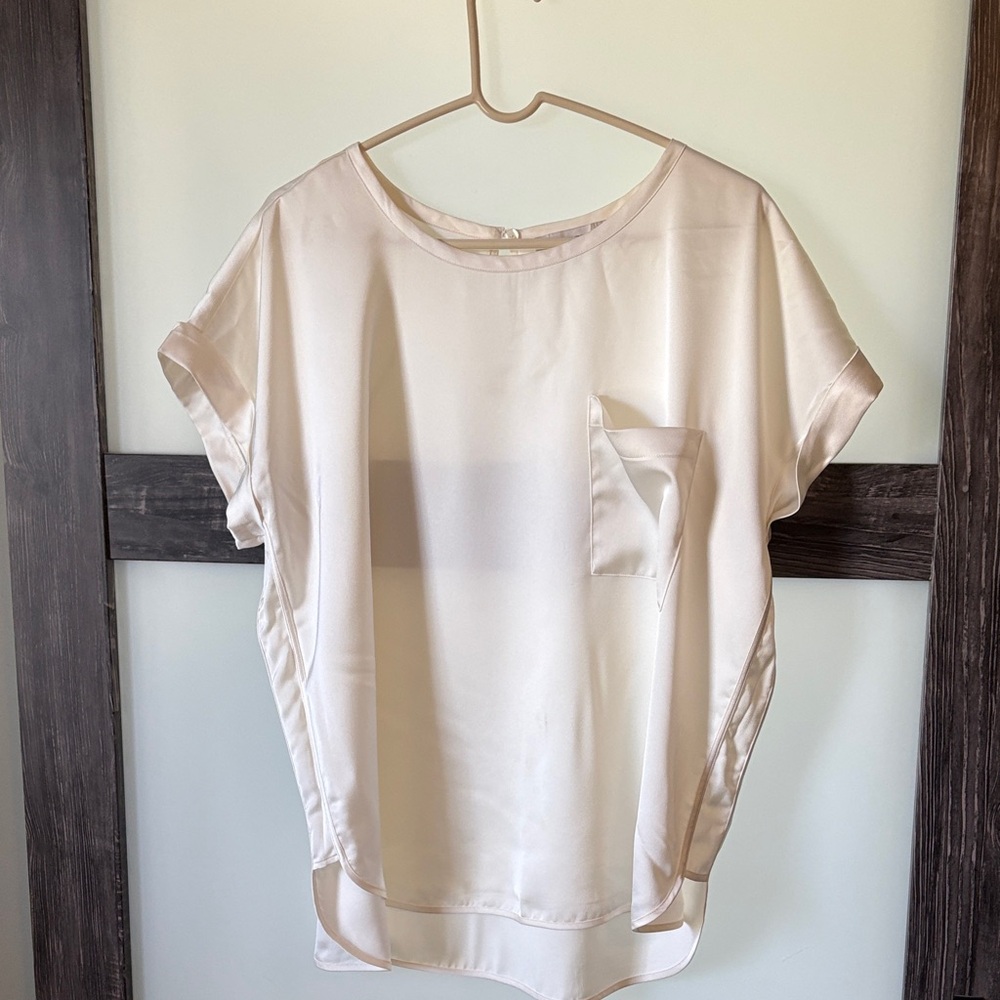 Women's LOFT Cream Satin Pocket Short-Sleeve Top